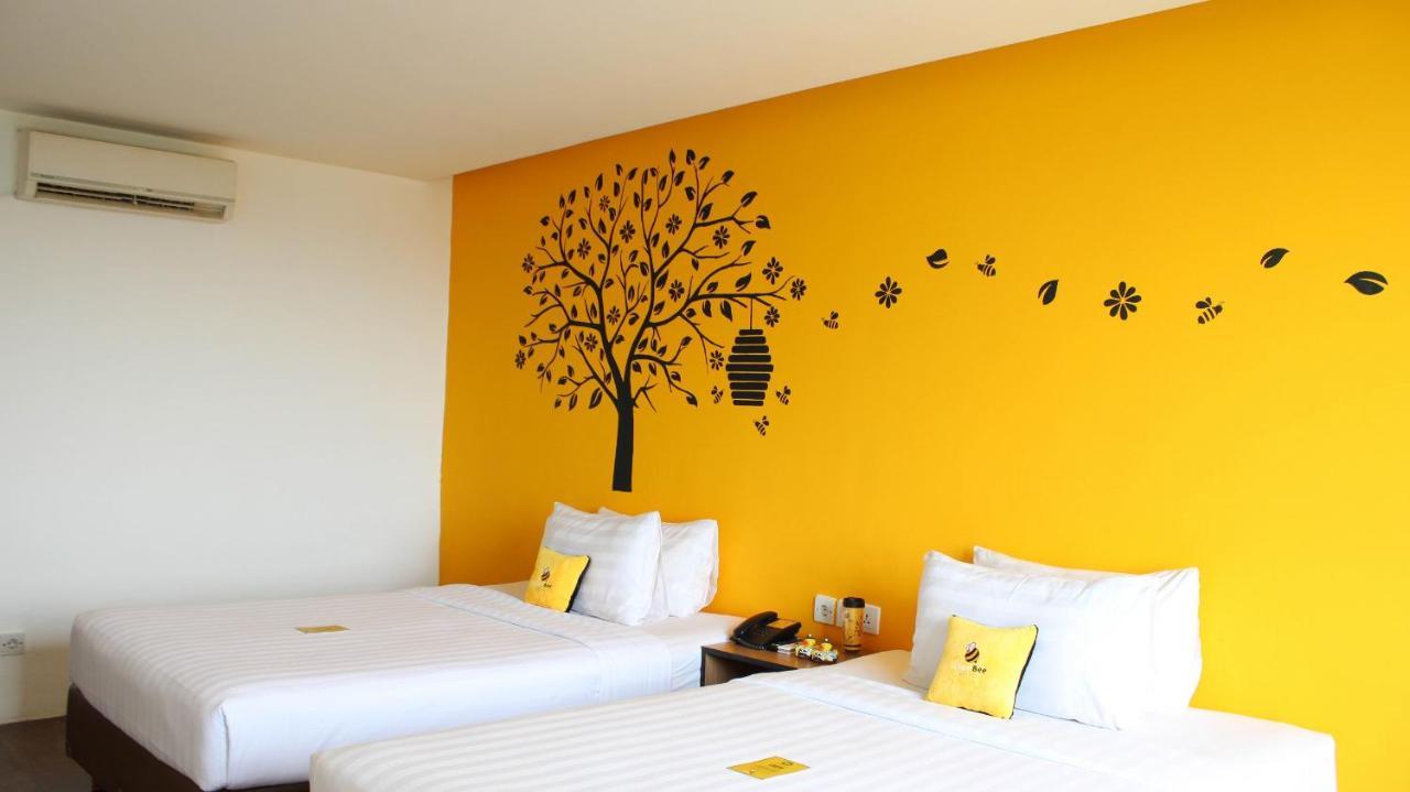 Yellow Bee Tangerang Exterior foto