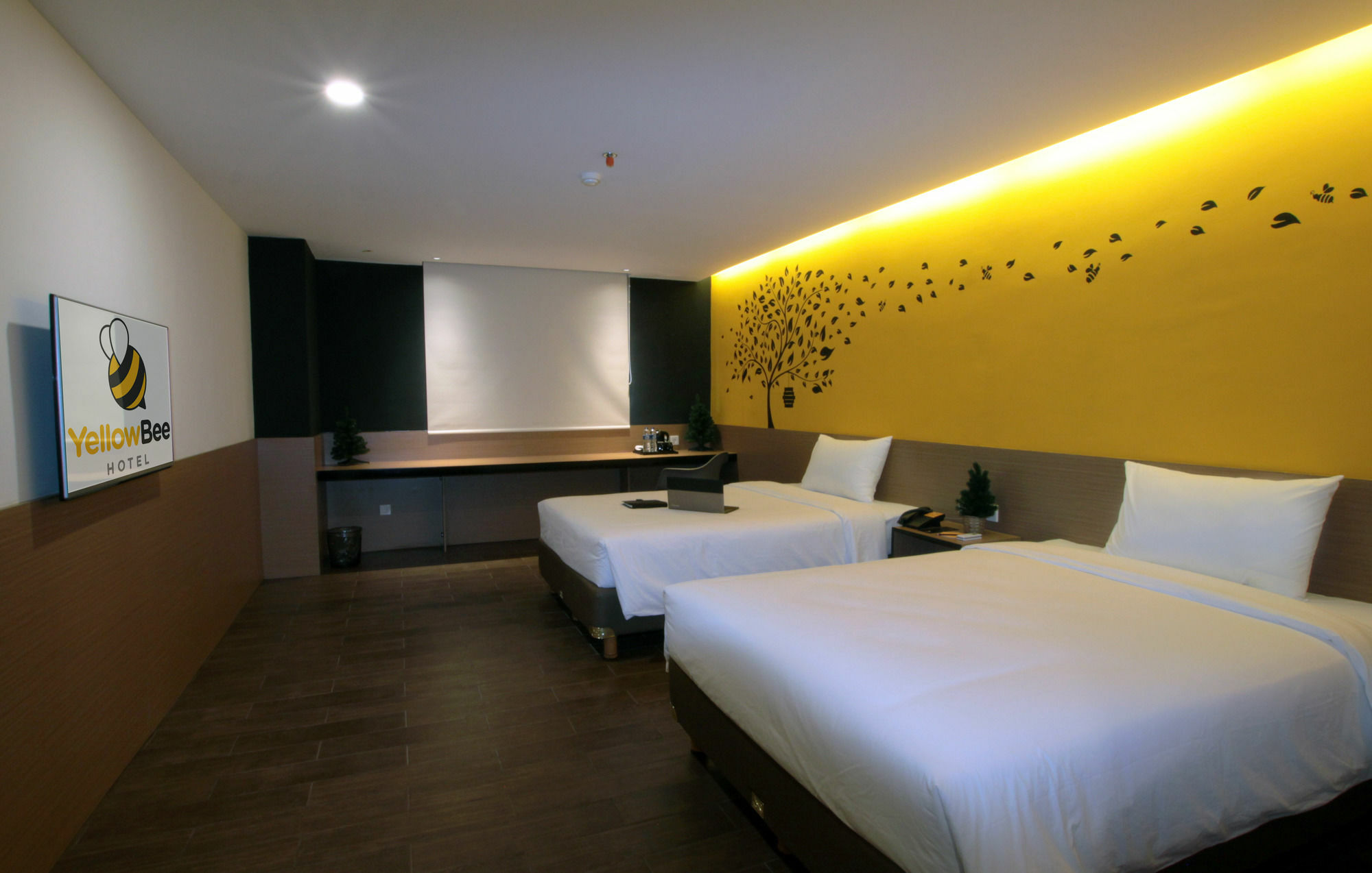 Yellow Bee Tangerang Exterior foto